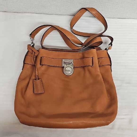 MICHAEL KORS HAMILTON CROSSBODY BFPM-04-003 - Picture 1 of 5